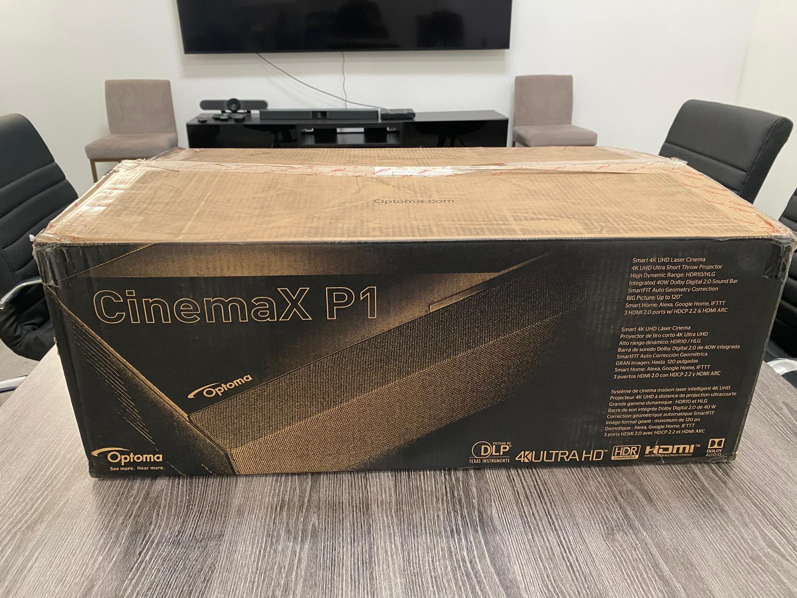 OPTOMA CINEMAX P1 - Like New Condition