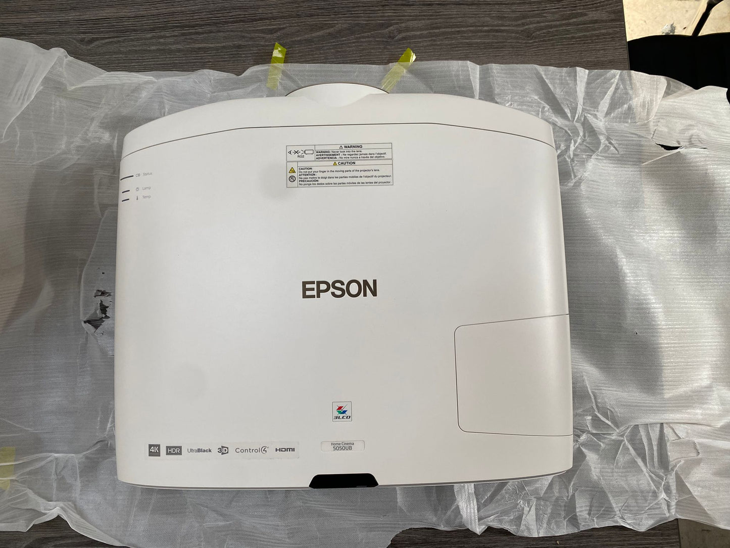 EPSON Home Cinema HC5050UB - Like New Condition