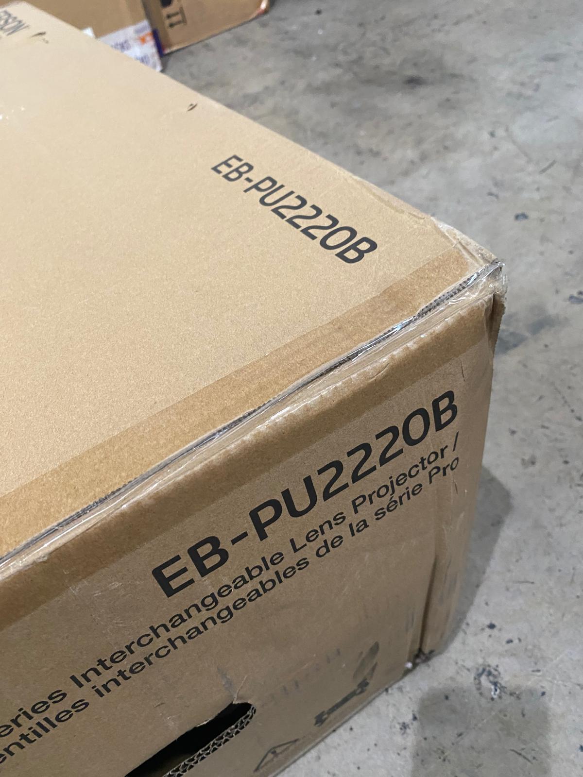 EPSON EB-PU2220B (NO LENS)