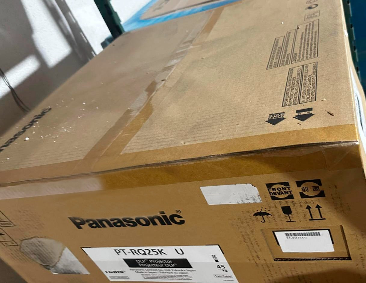 PANASONIC PT-RQ25K (NO LENS)